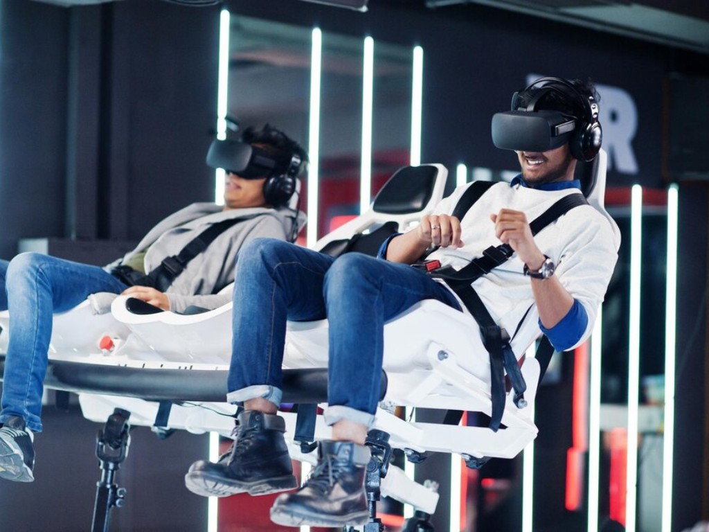 13 Epic Birthday Party Ideas For Your Kid’s 13Th Birthday Vr birthday party