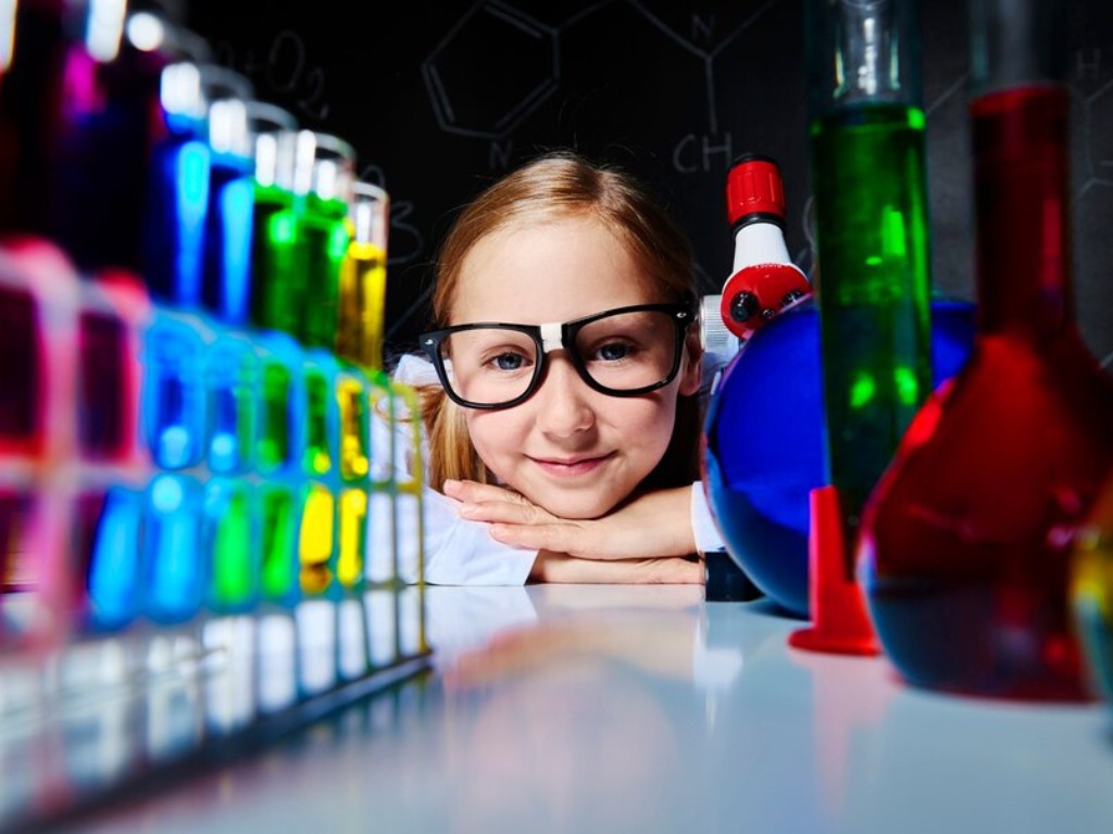 13 Epic Birthday Party Ideas For Your Kid’s 13Th Birthday Teen has a curious mind
