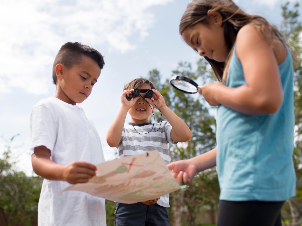 Easy Escape Room Ideas for Kids at Home scavenger hunt