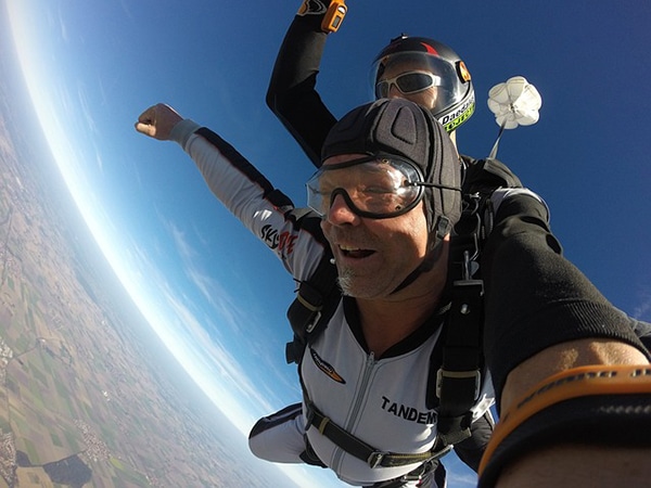 Feel the thrill of a skydive 1