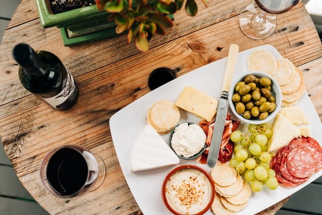blog-adult-birthday-party-ideas-wine-and-cheese